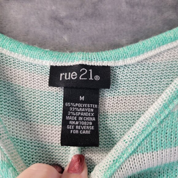Rue21 Womens Striped High Low Top Medium Mint Green White Casual Everyday‎ Vibes - Picture 2 of 8